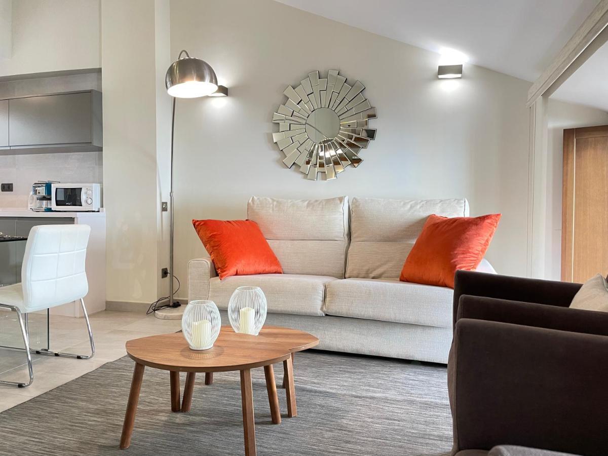 Gav Espinel Centro Apartment
